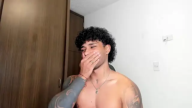 Alessandro Vanni online show from 01.22.25