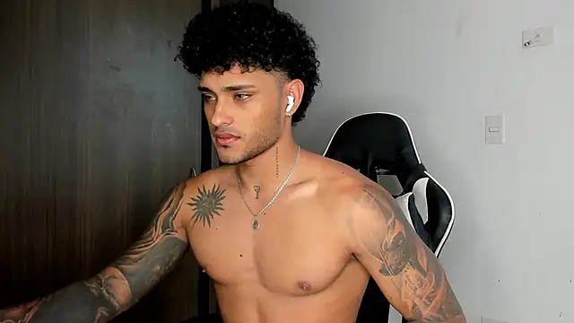 Alessandro Vanni online show from 01.30.25