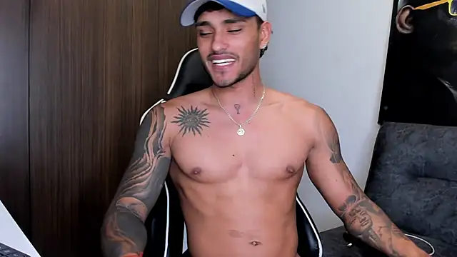 Alessandro Vanni online show from 03.10.25