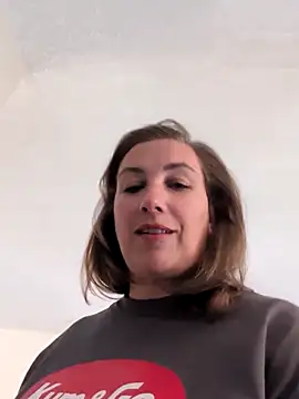 Snapshot of Canadian_BBW chatting on 10.22.25 Canadian BBW online show from 10.22.25