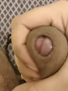 Snapshot of rockkyy9 chatting on 10.03.25 rockkyy9 online show from 10.03.25