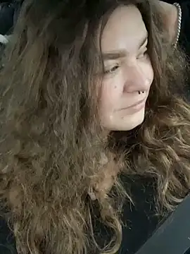 Snapshot of joanaelaa chatting on 01.28.25 joanaelaa online show from 01.28.25