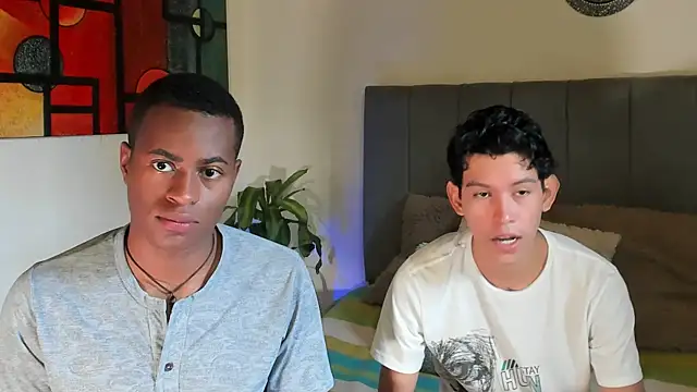 Snapshot of CrissBrownxxx chatting on 10.11.25 CrissBrownxxx online show from 10.11.25