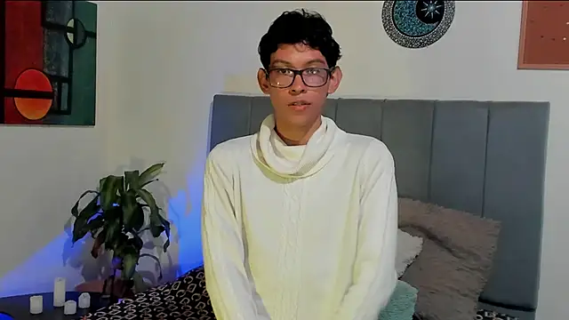 Snapshot of CrissBrownxxx chatting on 10.19.25 CrissBrownxxx online show from 10.19.25