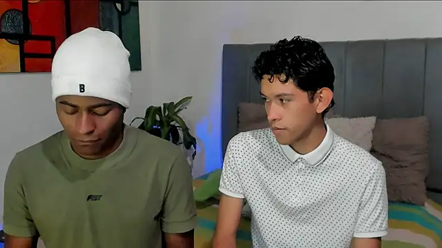 Snapshot of CrissBrownxxx chatting on 10.21.25 CrissBrownxxx online show from 10.21.25