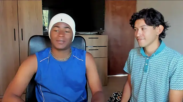 Snapshot of CrissBrownxxx chatting on 05.15.26 CrissBrownxxx online show from 05.15.26
