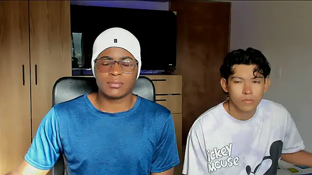 Snapshot of CrissBrownxxx chatting on 05.16.26 CrissBrownxxx online show from 05.16.26