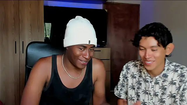 Snapshot of CrissBrownxxx chatting on 05.18.26 CrissBrownxxx online show from 05.18.26