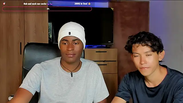 Snapshot of CrissBrownxxx chatting on 05.21.26 CrissBrownxxx online show from 05.21.26
