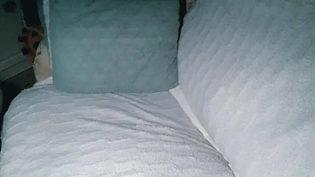 Naomi     online show from 03.04.25