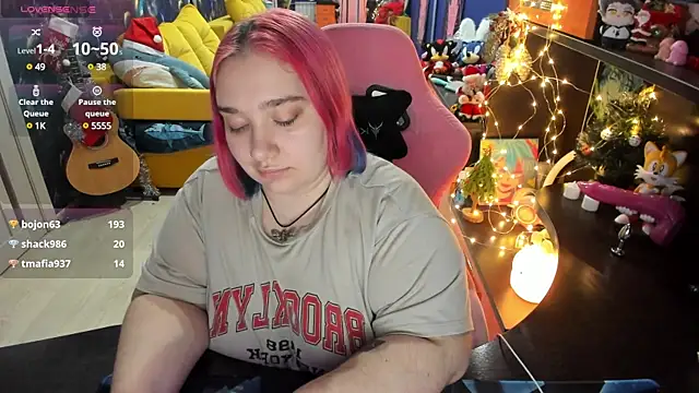 Softie Sofy online show from 01.08.25