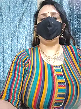cute-tanvi online show from 01.13.25