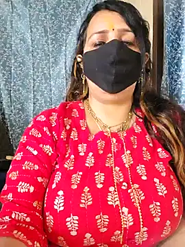 cute-tanvi online show from 01.18.25