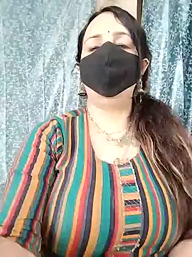 cute-tanvi online show from 01.20.25