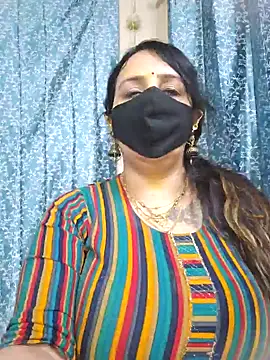 cute-tanvi online show from 01.20.25