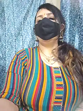 cute-tanvi online show from 01.22.25