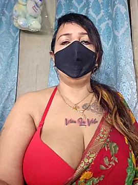 cute-tanvi online show from 11.21.25