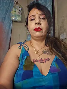 cute-tanvi online show from 12.18.25