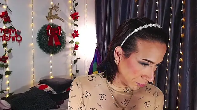 Kenisha Sweet online show from 12.10.24