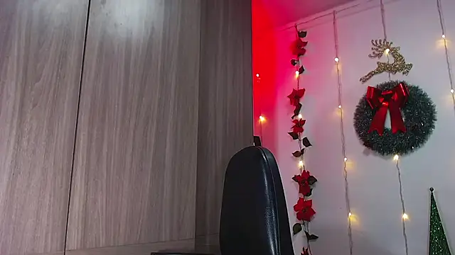 Kenisha Sweet online show from 12.11.24
