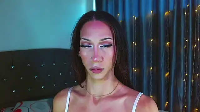 Snapshot of Kenisha_Sweet chatting on 02.05.26 Kenisha Sweet online show from 02.05.26