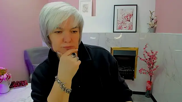Snapshot of CarmenSoft chatting on 05.31.26 CarmenSoft online show from 05.31.26