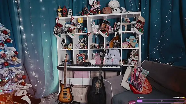 MadnessAlison online show from 12.16.25