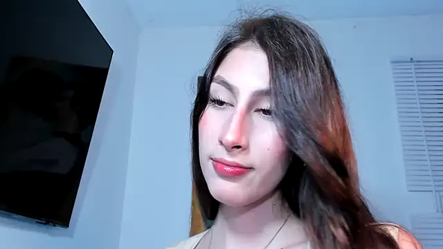 valeria gonzales  online show from 12.13.24