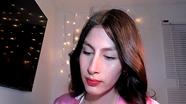 valeria gonzales  online show from 12.21.24