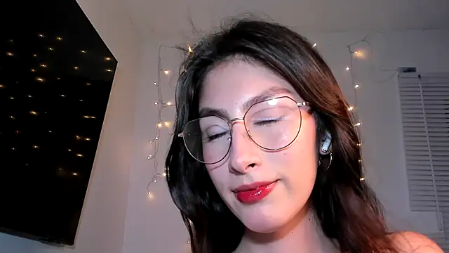 valeria gonzales  online show from 01.08.25