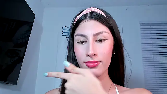 valeria gonzales  online show from 03.08.25