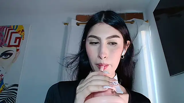Snapshot of valeria_gonzales_ chatting on 07.24.26 valeria gonzales online show from 07.24.26
