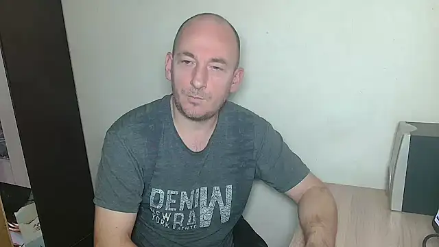 Johan   Barker online show from 12.21.25