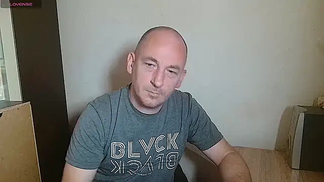 Snapshot of Johan___Barker chatting on 05.22.26 Johan Barker online show from 05.22.26