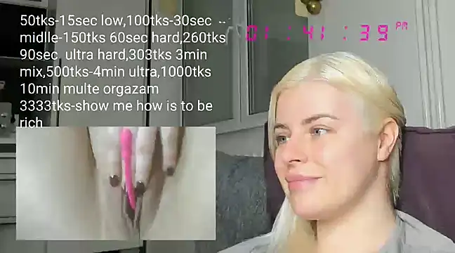 queenofthenighttt online show from 02.28.25