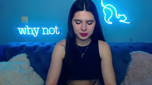 ViollinaLove online show from 02.13.26