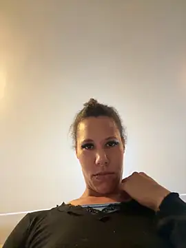 Snapshot of AaliyahHarris chatting on 09.30.25 AaliyahHarris online show from 09.30.25