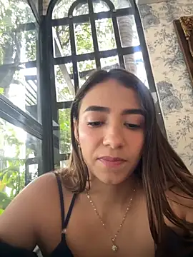 Hall 16 online show from 10.16.25