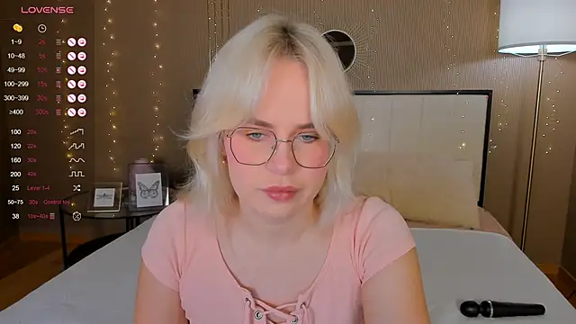 Snapshot of bellatip chatting on 10.05.25 bellatip online show from 10.05.25