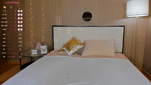 Snapshot of bellatip chatting on 10.13.25 bellatip online show from 10.13.25