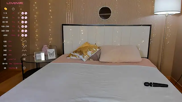 Snapshot of bellatip chatting on 10.17.25 bellatip online show from 10.17.25