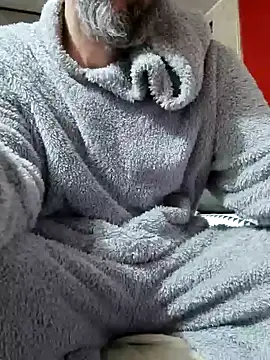 Snapshot of 207RCCam chatting on 12.08.24 207RCCam online show from 12.08.24