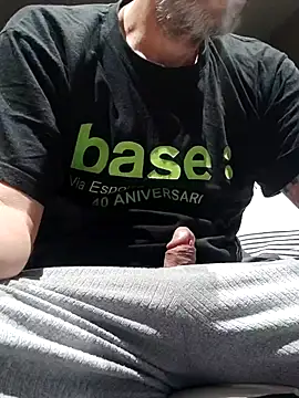 Snapshot of 207RCCam chatting on 10.05.25 207RCCam online show from 10.05.25