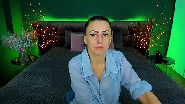 Rebecca Diamond online show from 01.30.25