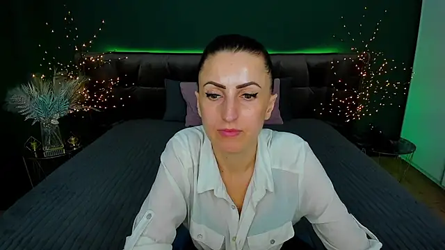 Rebecca Diamond online show from 03.14.25