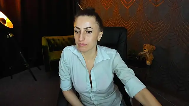 Snapshot of Rebecca_Diamond chatting on 04.30.26 Rebecca Diamond online show from 04.30.26