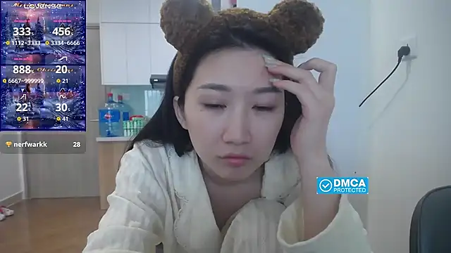 Snapshot of Asiagirll chatting on 02.05.26 Asiagirll online show from 02.05.26