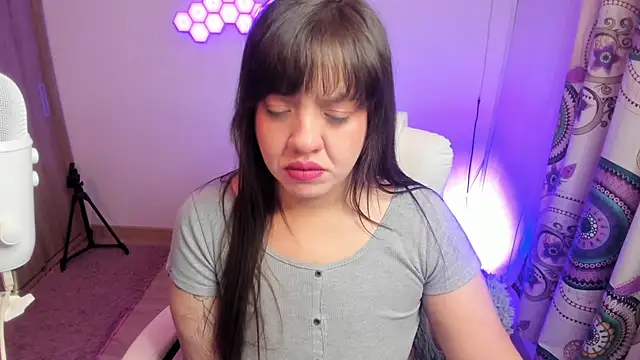 Snapshot of sophia_grants chatting on 10.28.25 sophia grants online show from 10.28.25