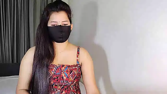 Snapshot of YourLovelyQueen chatting on 12.27.24 YourLovelyQueen online show from 12.27.24
