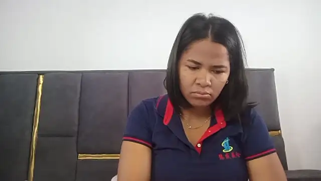 Snapshot of aleixane chatting on 06.20.26 aleixane online show from 06.20.26